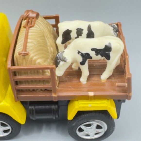 Lot of 2 Die-Cast Farm Trucks w/ Animals + Plastic Farmhouse Toy - Picture 7 of 16